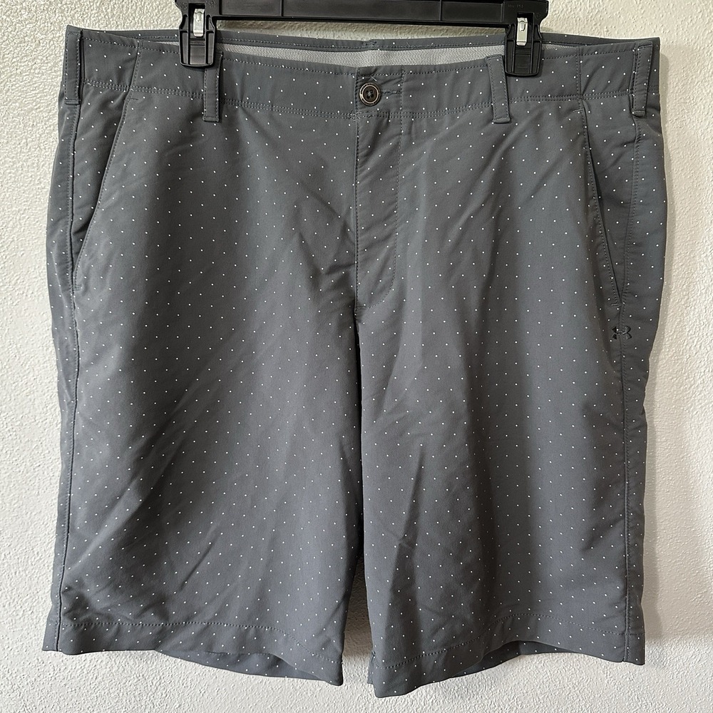 Under Armour UA Shorts Men's 40 Gray Polka Dot Match Play Elastic Waist Golf